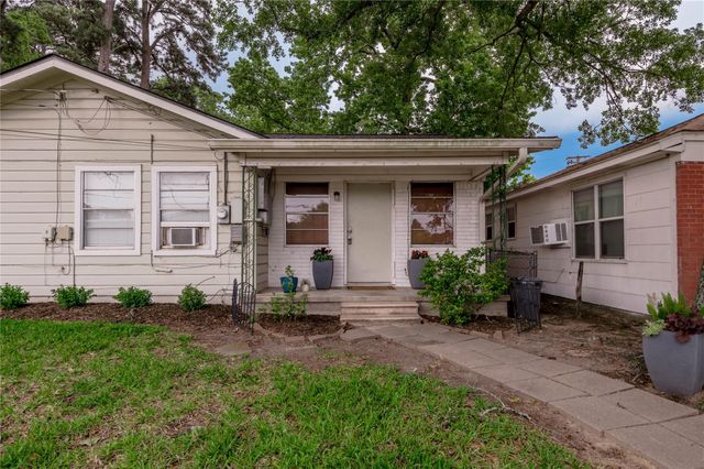 1412 22nd Street B, Huntsville, TX 77340