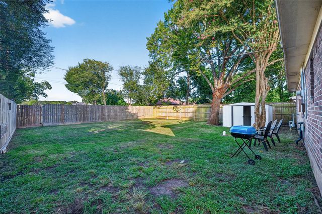 313 S Carroll Street, La Porte, TX 77571