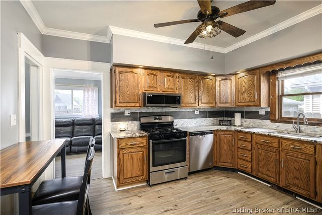 247 Clay Street, New Albany, IN 47150