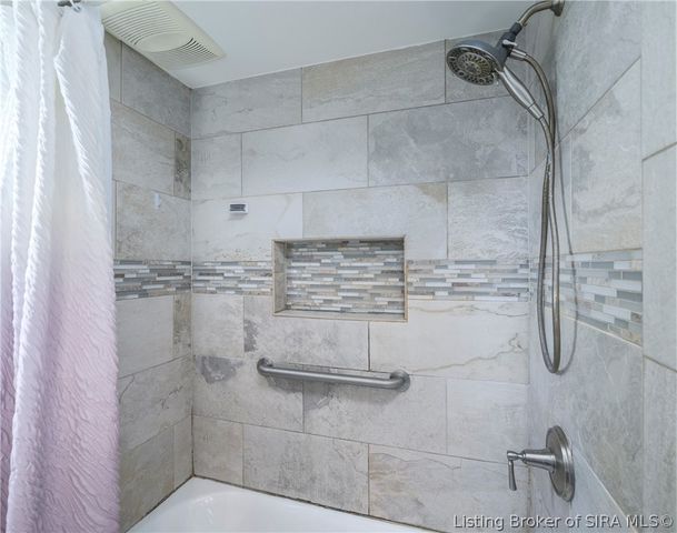 247 Clay Street, New Albany, IN 47150