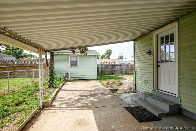 247 Clay Street, New Albany, IN 47150