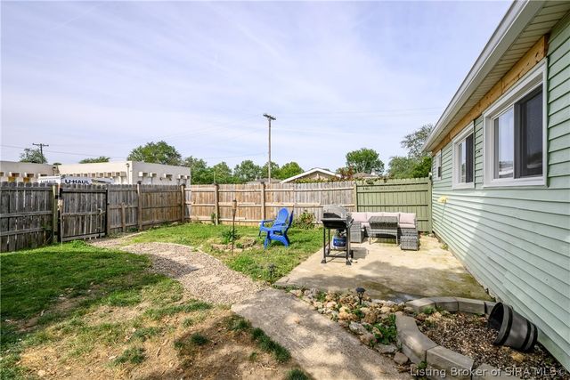 247 Clay Street, New Albany, IN 47150
