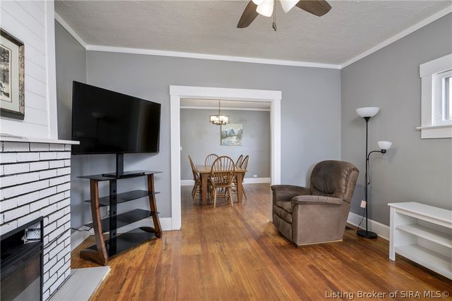247 Clay Street, New Albany, IN 47150