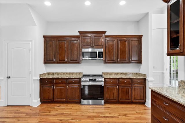 371 Benford Dr, Boiling Springs, SC 29316