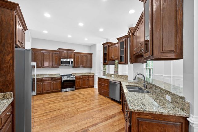 371 Benford Dr, Boiling Springs, SC 29316