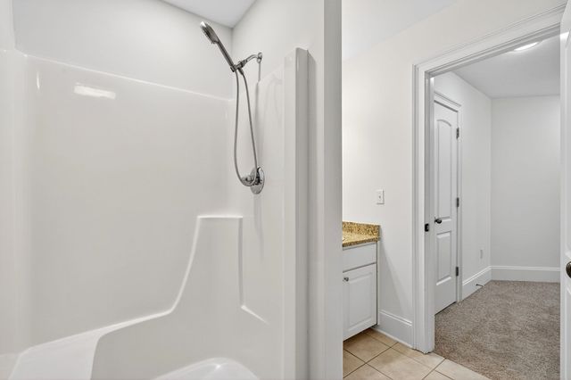 371 Benford Dr, Boiling Springs, SC 29316