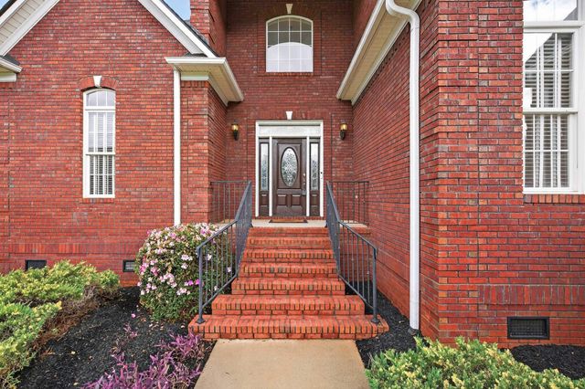 371 Benford Dr, Boiling Springs, SC 29316