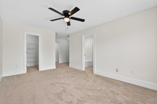 371 Benford Dr, Boiling Springs, SC 29316