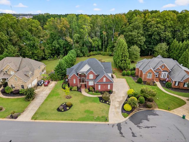 371 Benford Dr, Boiling Springs, SC 29316