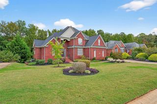 371 Benford Dr, Boiling Springs, SC 29316