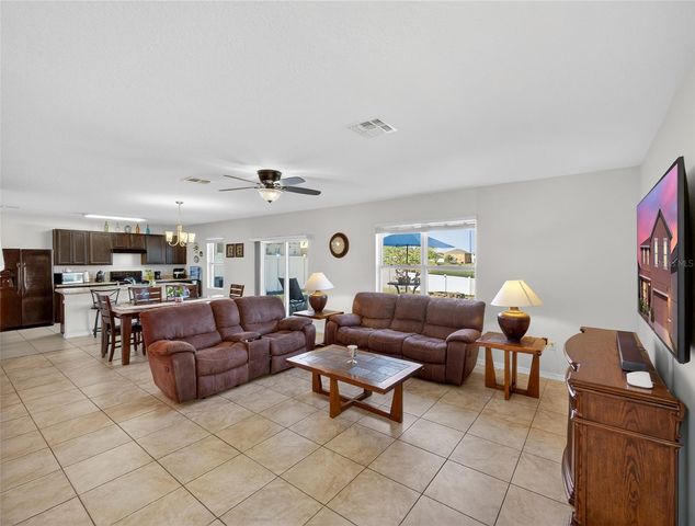 885 FREEDOM BOULEVARD, Davenport, FL 33837