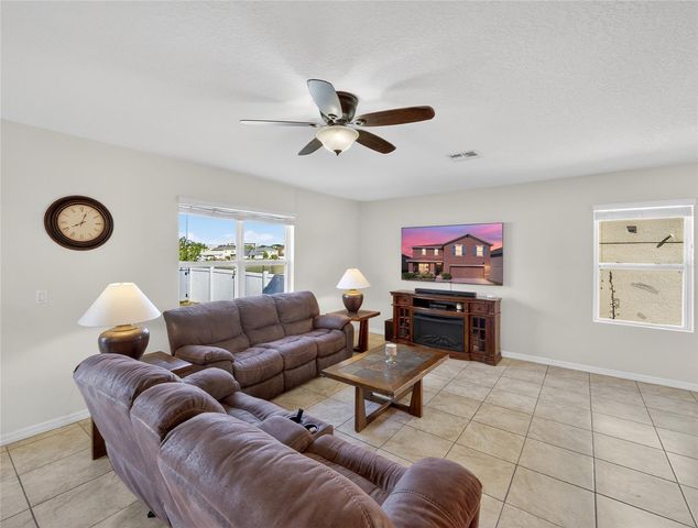 885 FREEDOM BOULEVARD, Davenport, FL 33837