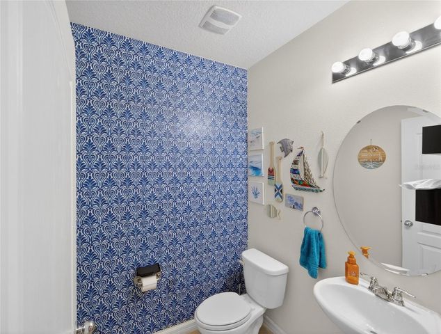 885 FREEDOM BOULEVARD, Davenport, FL 33837