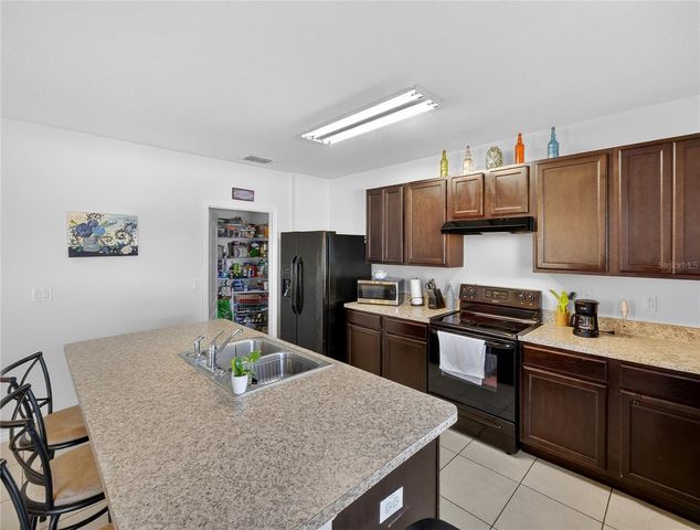 885 FREEDOM BOULEVARD, Davenport, FL 33837