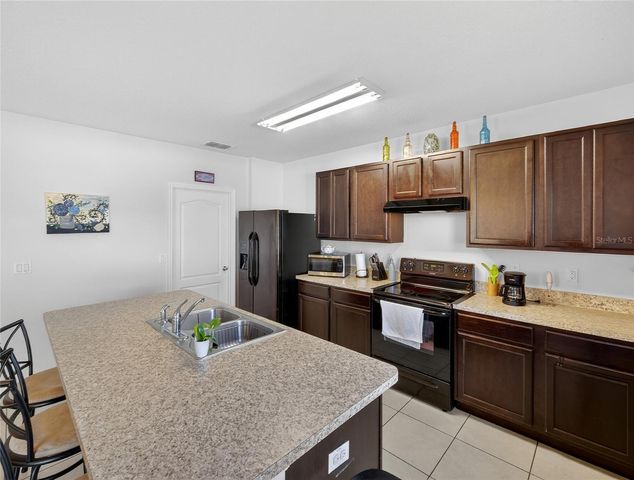 885 FREEDOM BOULEVARD, Davenport, FL 33837