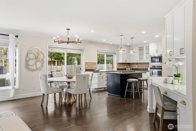 928 271st Avenue SE, Sammamish, WA 98075