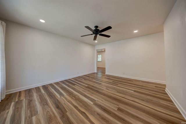 2621 Meadow Lark Lane, Evansville, IN 47720