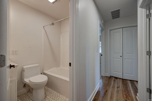 2621 Meadow Lark Lane, Evansville, IN 47720