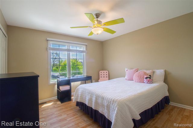 9068 Lebarron Court, Saline, MI 48176