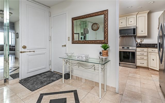 112 Washington Place, 10G 10G, Downtown Pgh, PA 15219