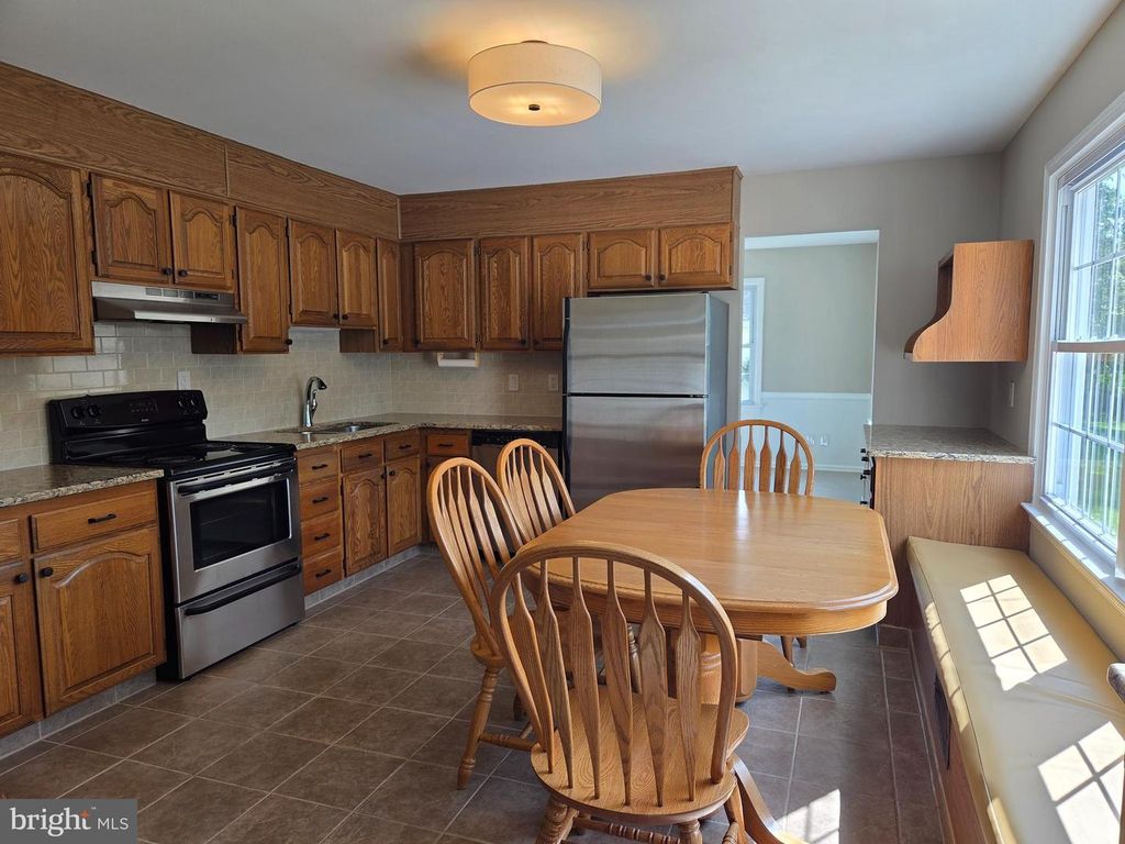 Image 13 of property listing at 1315 SARATOGA DR, Bel Air, MD 21014