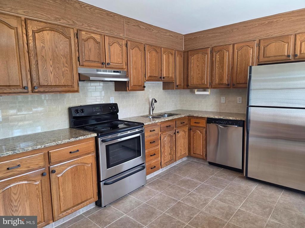 Image 14 of property listing at 1315 SARATOGA DR, Bel Air, MD 21014