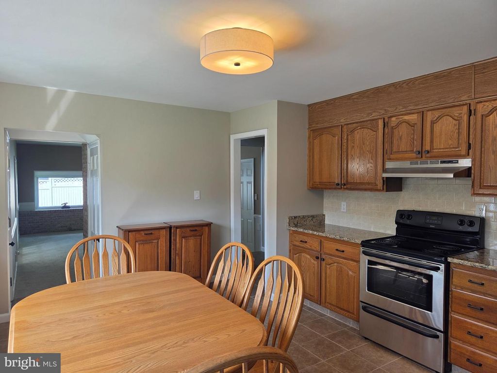 Image 17 of property listing at 1315 SARATOGA DR, Bel Air, MD 21014