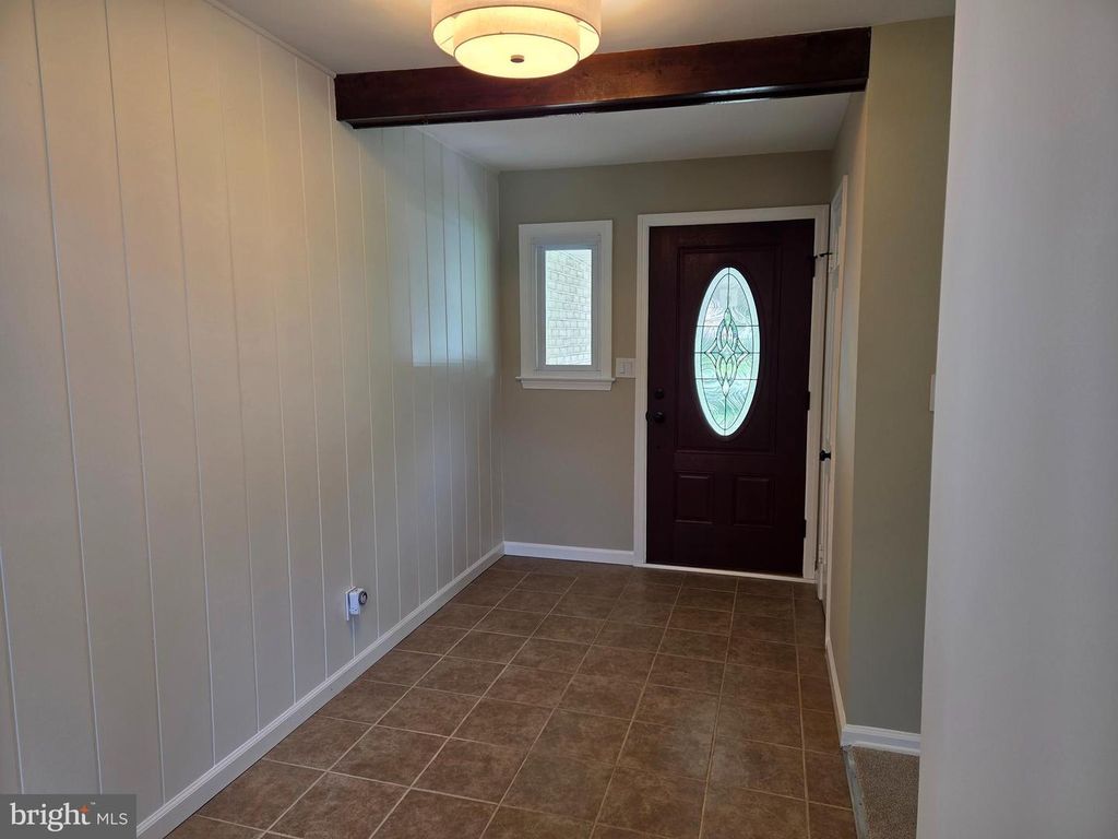 Image 4 of property listing at 1315 SARATOGA DR, Bel Air, MD 21014