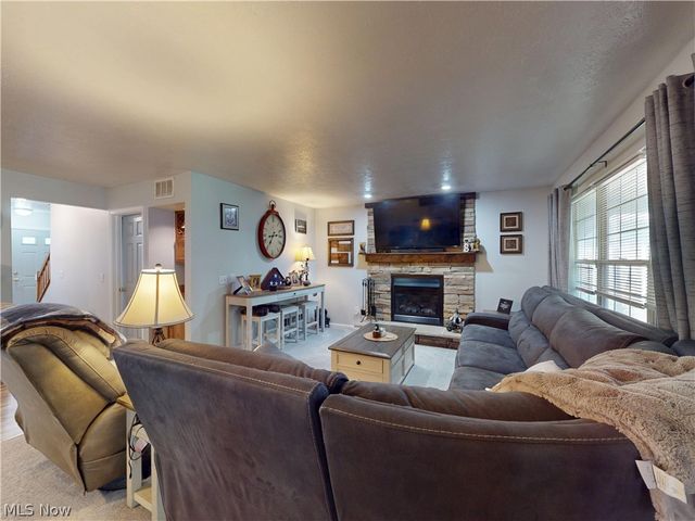 167 Marwyck Place Lane, Northfield, OH 44067