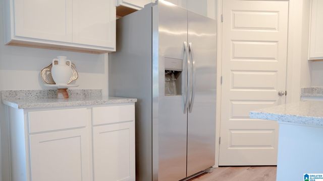 328 OAKMONT CIRCLE, Calera, AL 35040
