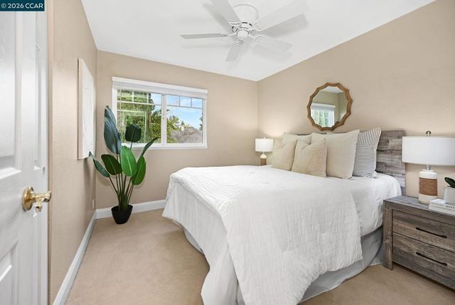 2126 Spring Lake CT, Martinez, CA 94553