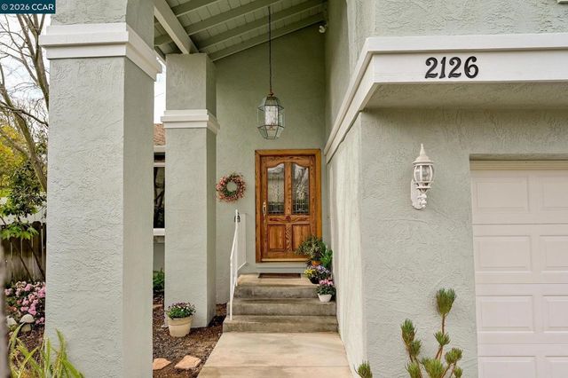 2126 Spring Lake CT, Martinez, CA 94553