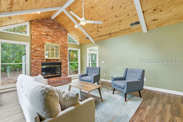 7 Trails End Rd, Hilton Head Island, SC 29926