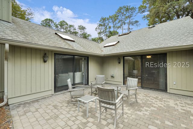 7 Trails End Rd, Hilton Head Island, SC 29926