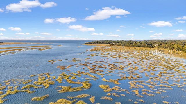 7 Trails End Rd, Hilton Head Island, SC 29926