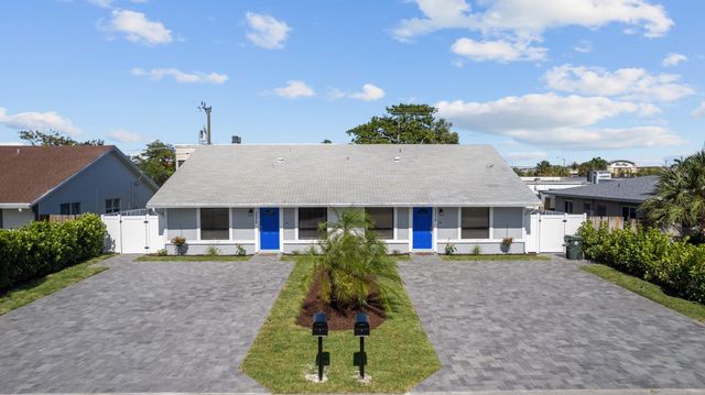 3370 NE 5TH Drive, Boca Raton, FL 33431