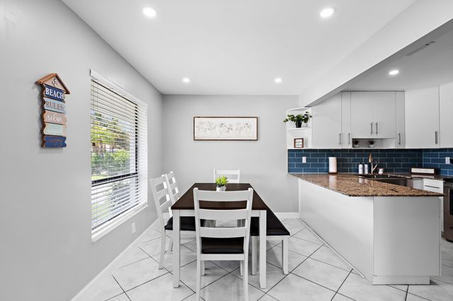 3370 NE 5TH Drive, Boca Raton, FL 33431