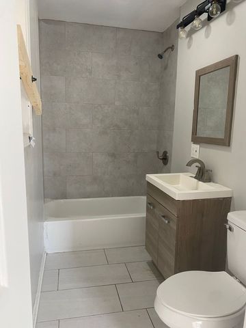 7614 S Maryland Avenue, Chicago, IL 60619