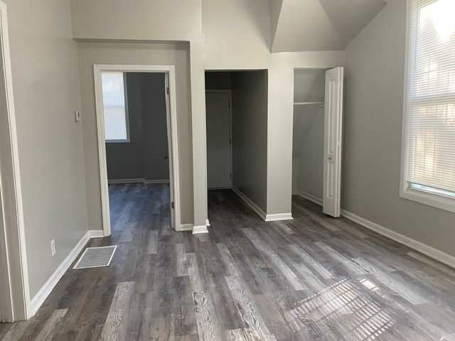 7614 S Maryland Avenue, Chicago, IL 60619