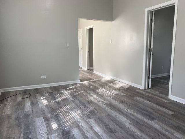 7614 S Maryland Avenue, Chicago, IL 60619