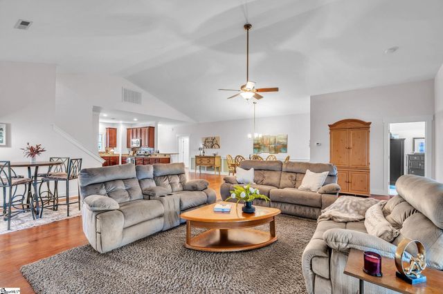 108 Club Cart Road, Travelers Rest, SC 29690