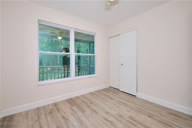 221 18th AVE NW, Naples, FL 34120