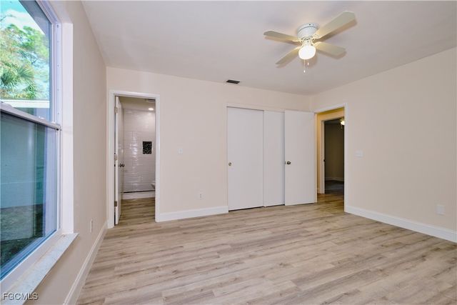 221 18th AVE NW, Naples, FL 34120