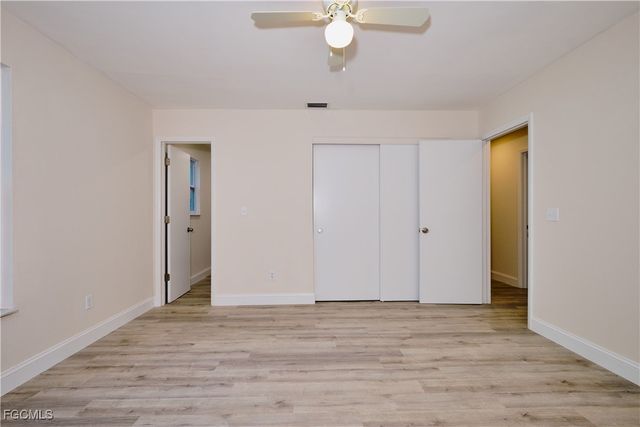 221 18th AVE NW, Naples, FL 34120