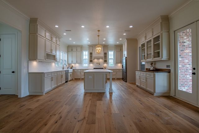 101 Kallie Court, Enterprise, AL 36330