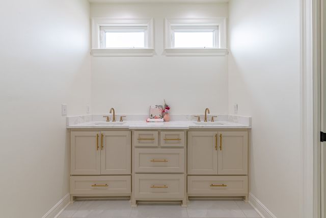 101 Kallie Court, Enterprise, AL 36330