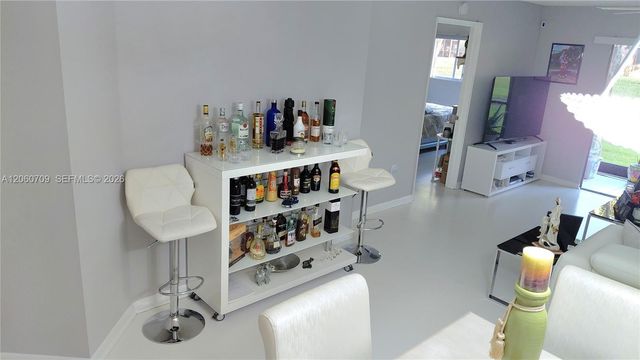 801 SW 138th Ave 107E, Pembroke Pines, FL 33027