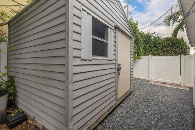 1412 NE 57th Court, Fort Lauderdale, FL 33334