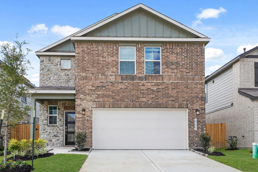 222 Brazen Forest Trail, Magnolia, TX 77354