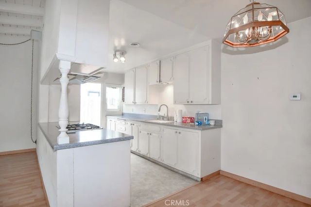278 Santo Tomas, Costa Mesa, CA 92627